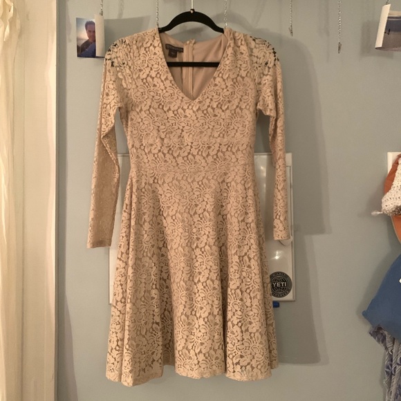NWOT Lace Mini Dress - Picture 1 of 4
